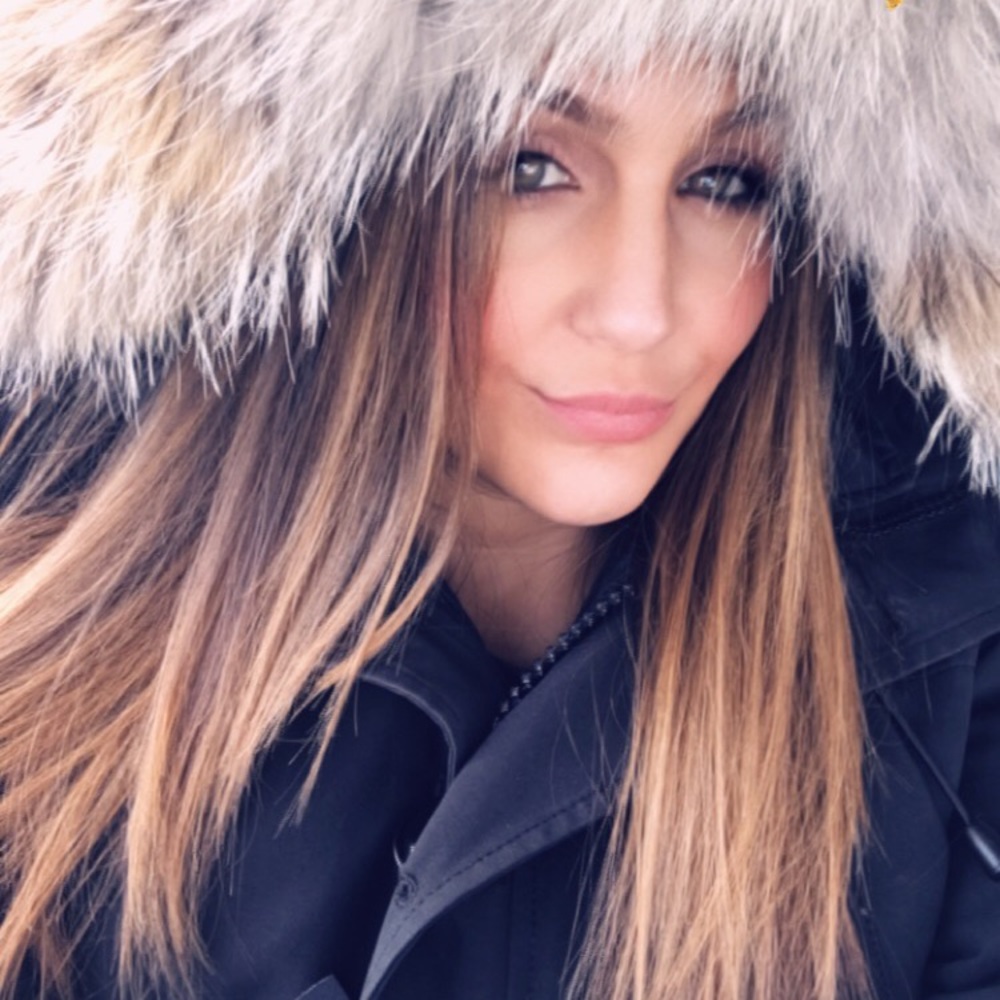 Meet your Posher, Christina